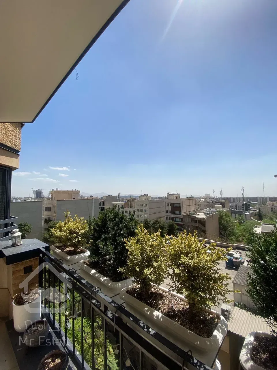 فروش آپارتمان ۱۲۷ متر آجودانیه فول مشاعات