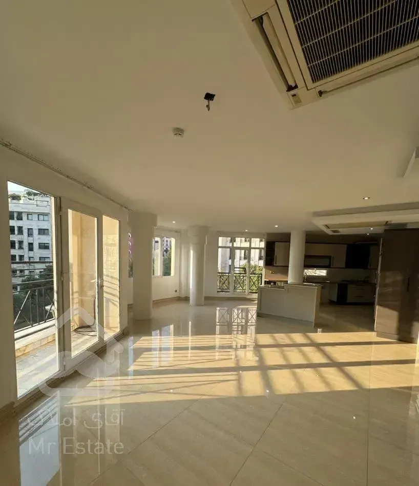 محمودیه ۲۳۰متر ۳خواب ۳مستر ۲پارکینگ ۲تراس