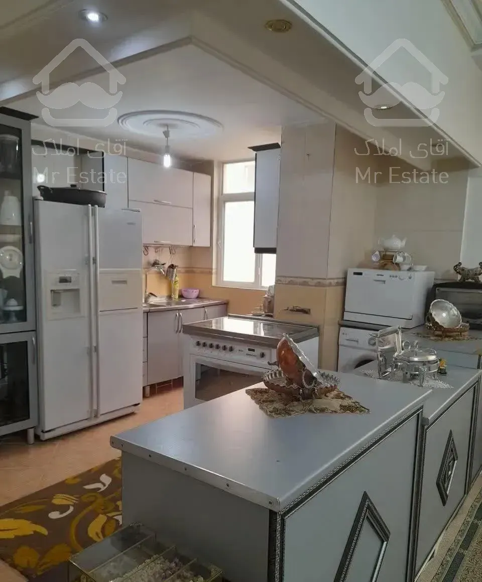 واحدآپارتمان100متری خوش نقشه