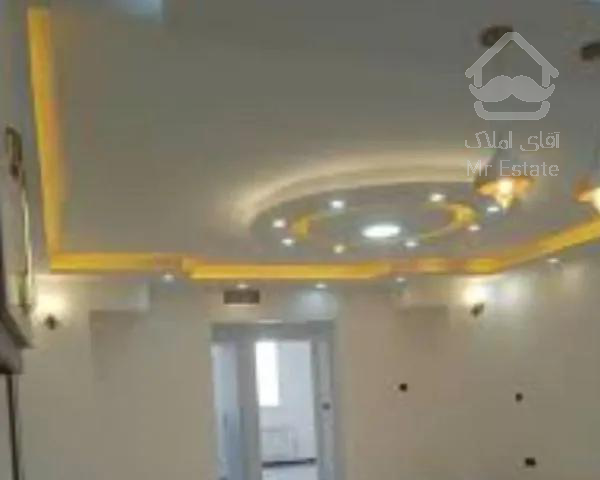 ۶۸ متر دو خواب ( بلوار اصلی کمالی)