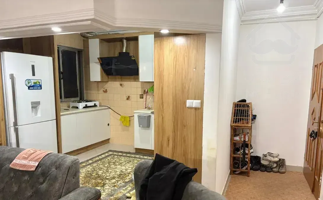 اپارتمان نزدیک بر اصلی،طبقه دوم