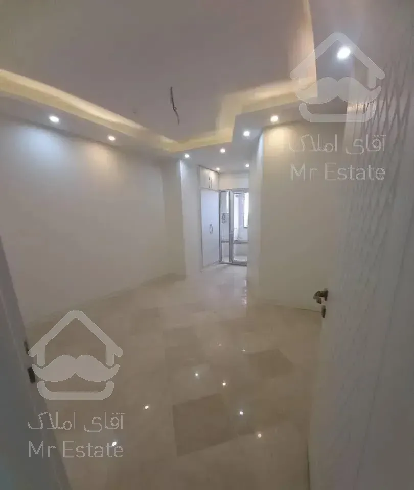 آپارتمان ۱۱۰ متر ۲خواب   تکواحدی  ( لارستان )