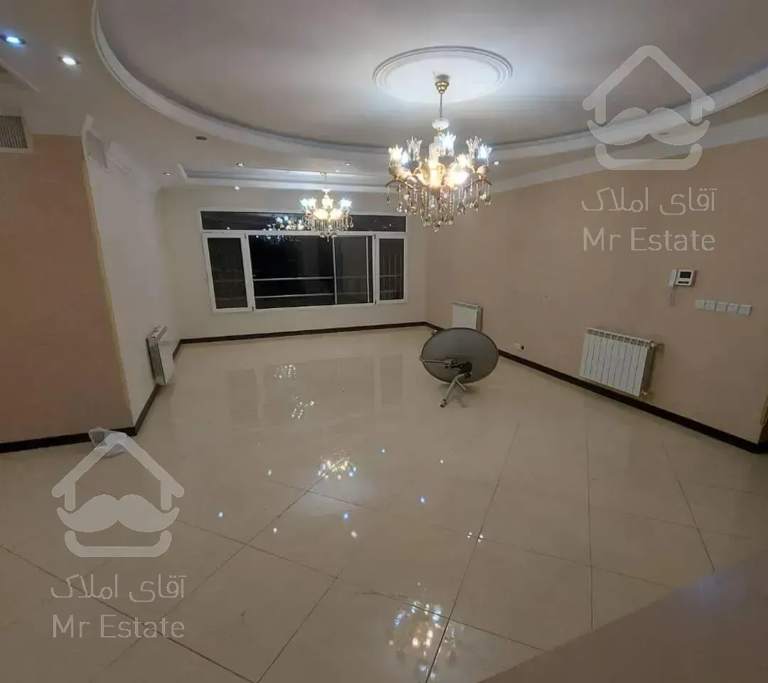 آپارتمان ۱۳۵ متری . کوهسار