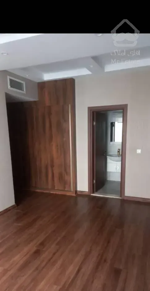 ۲۱۰متر/تک واحدی/۲پارکینگ/فلکه دوم