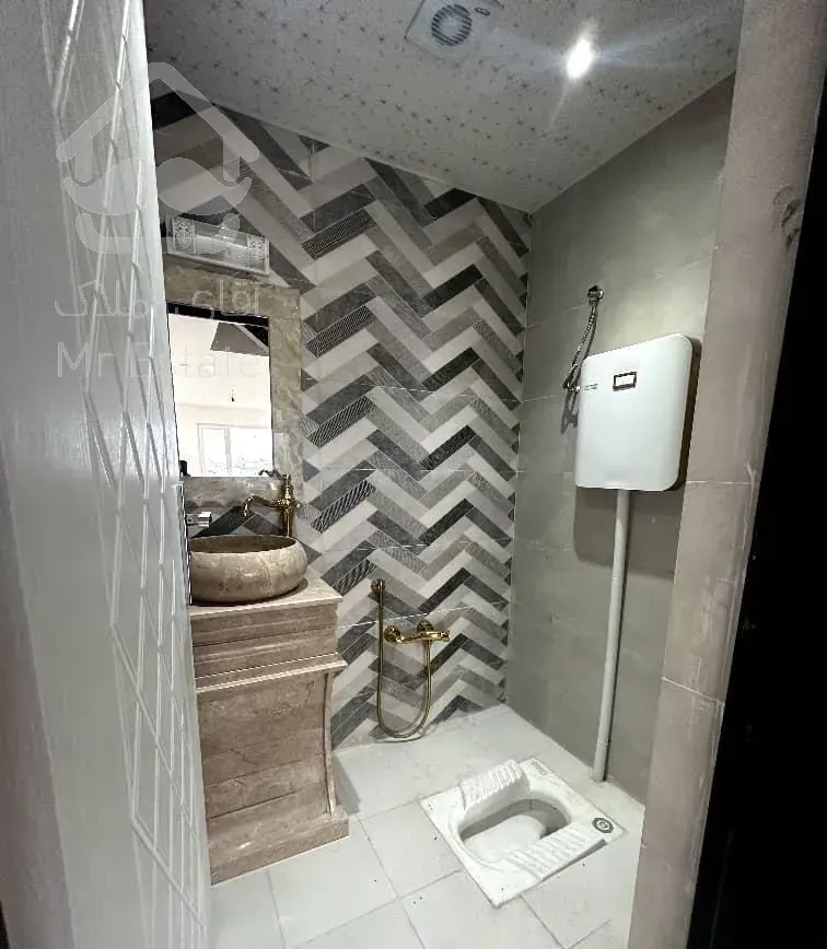 چالوس پنت هاوس200 متر با 100متر حیاط اختصاصی