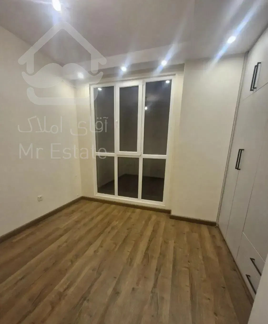 ۶۰متر / نوساز / نقلی / خردمند