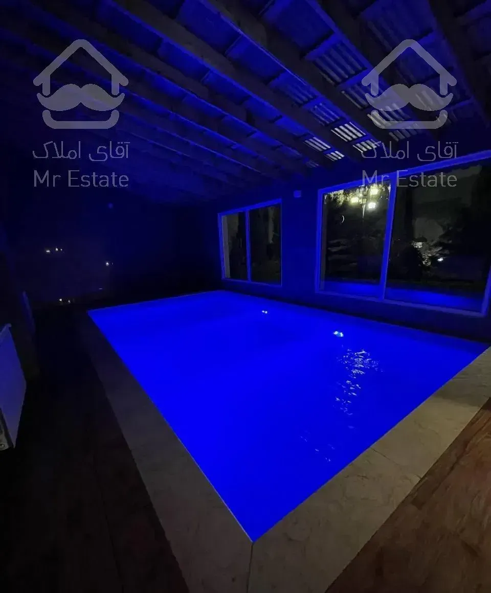 ویلای استخردار زیبا