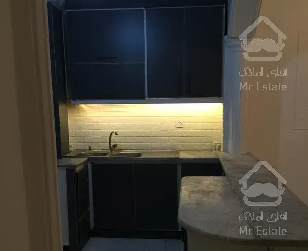 آپارتمان فاز ٤ مهرشهر ٦٢ متر