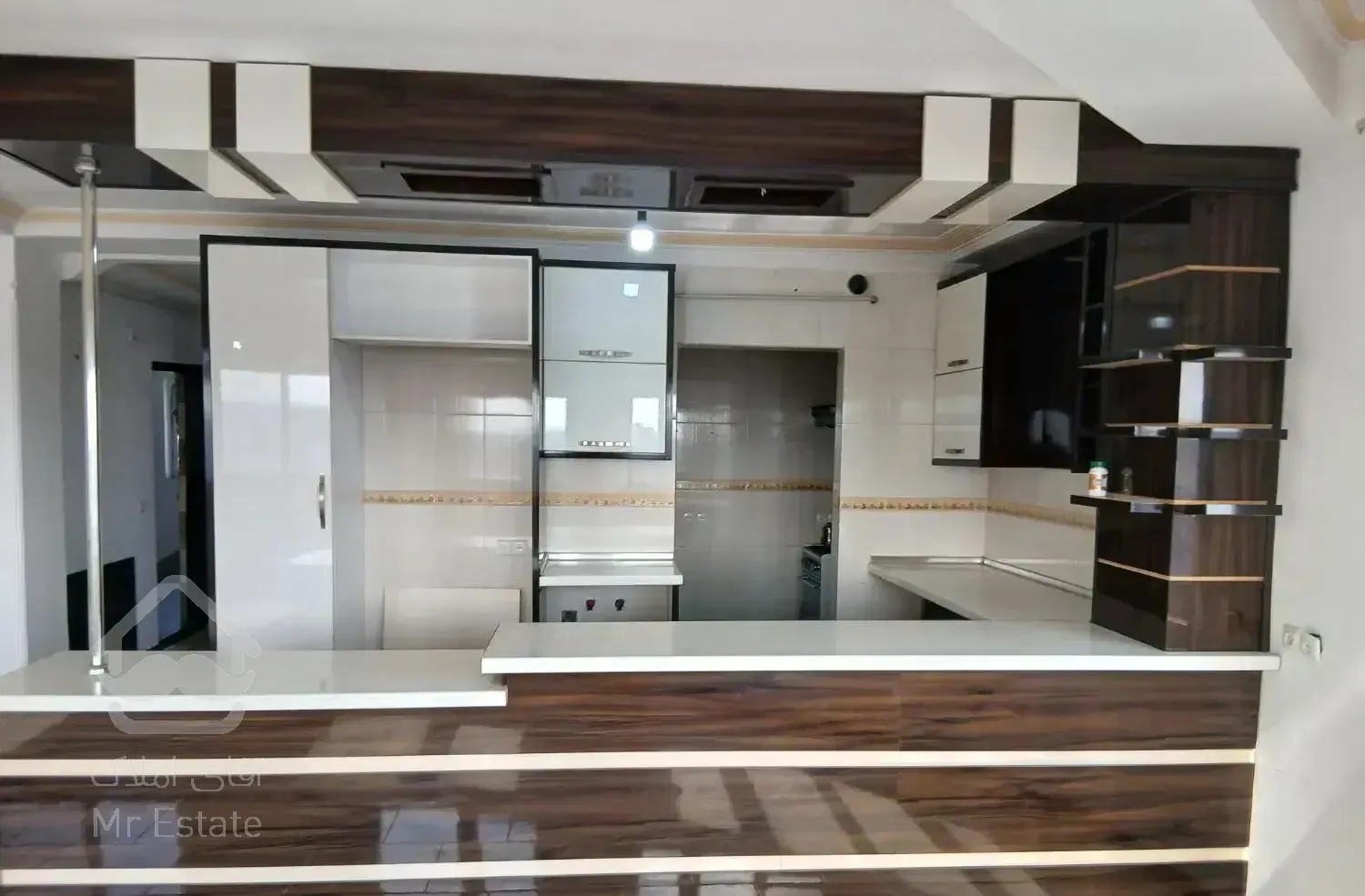 ۱۱۰ متر بر بلوار شریفی ویو ابدی و زیبای شهر