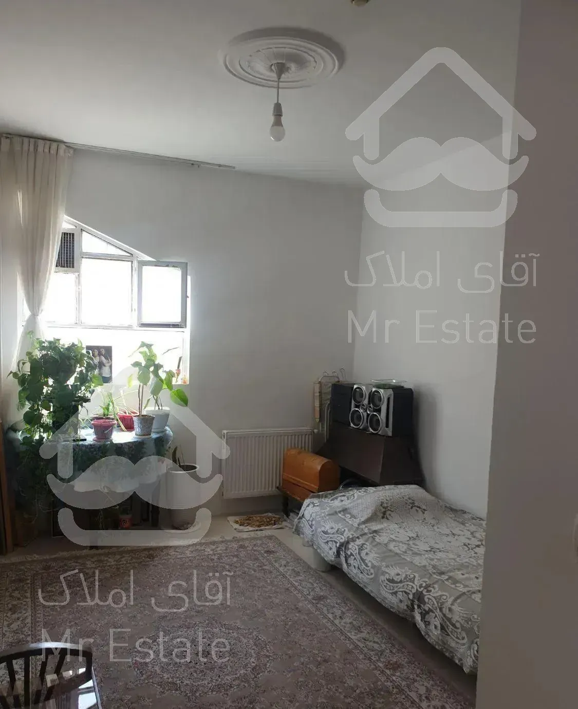 آپارتمان ۱۱۰ متری امیریه جنب مترو