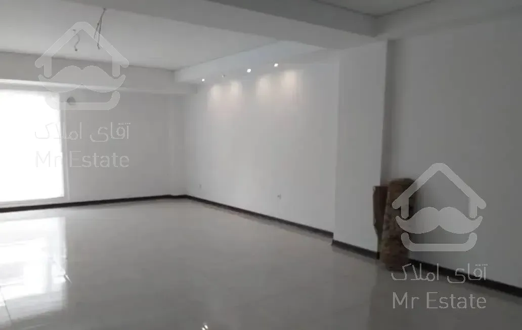 ۷۵ متر سند اداری دریاچه چیتگر