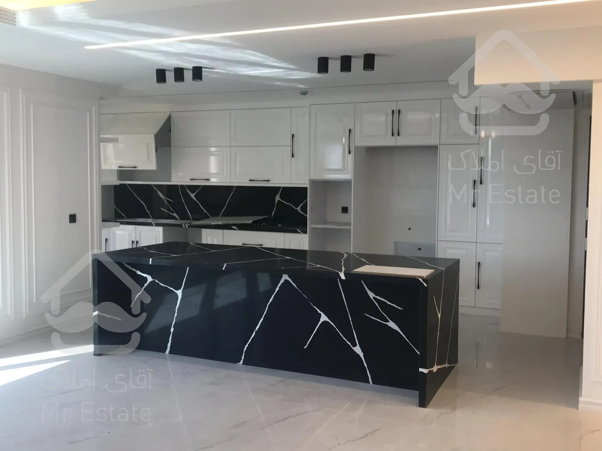 فروش ۲۸۰متر لاکچری لوکس هتلینگ شیراز قصردشت