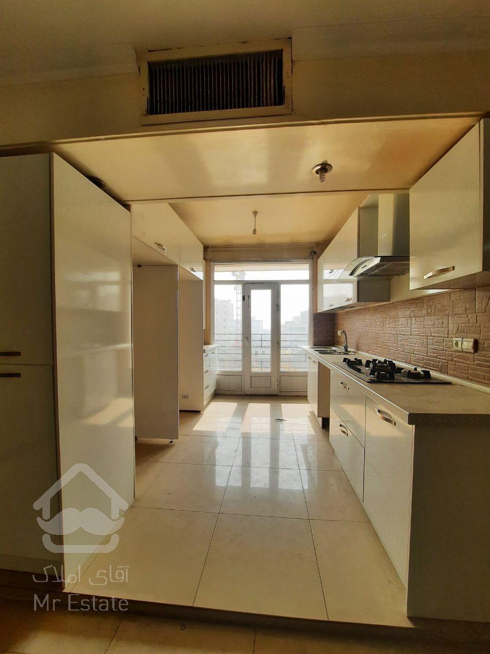 ۹۷ متر رو به افتاب در اباذر