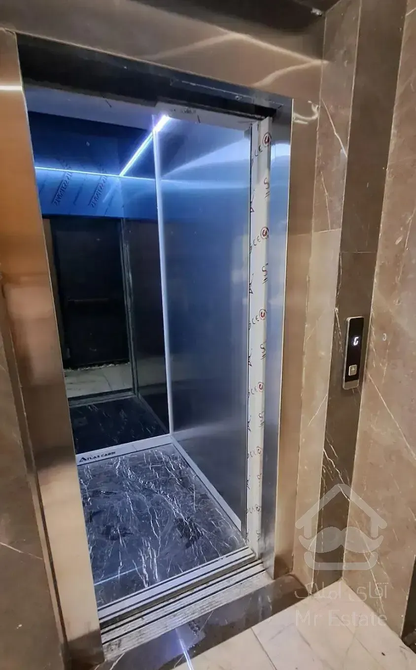 70 متر // فول امکانات// تخلیه