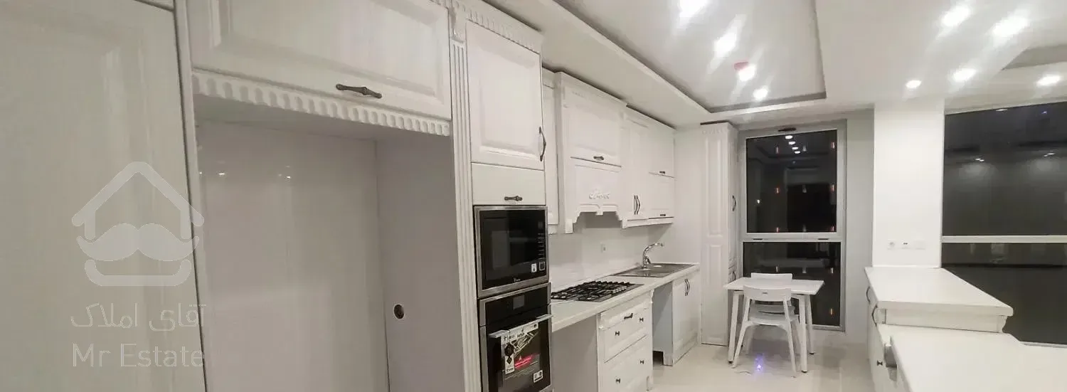 105 متر بالکن بدون مشرف دهکده المپیک