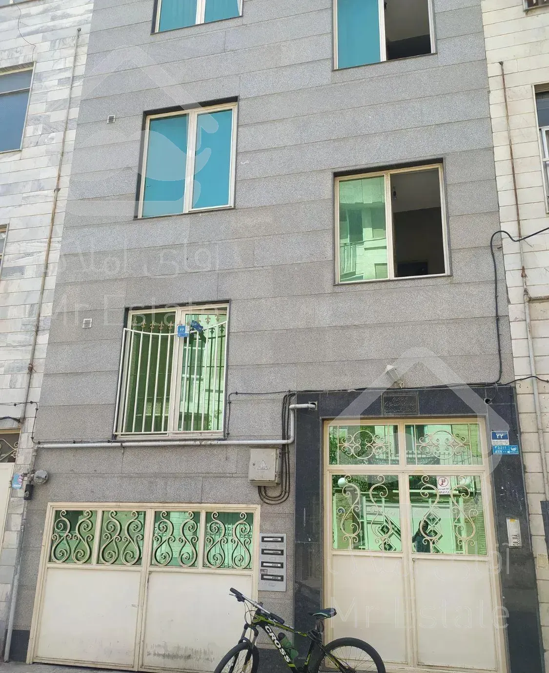 ۷۰ متر تکواحدی،ایرانمهر