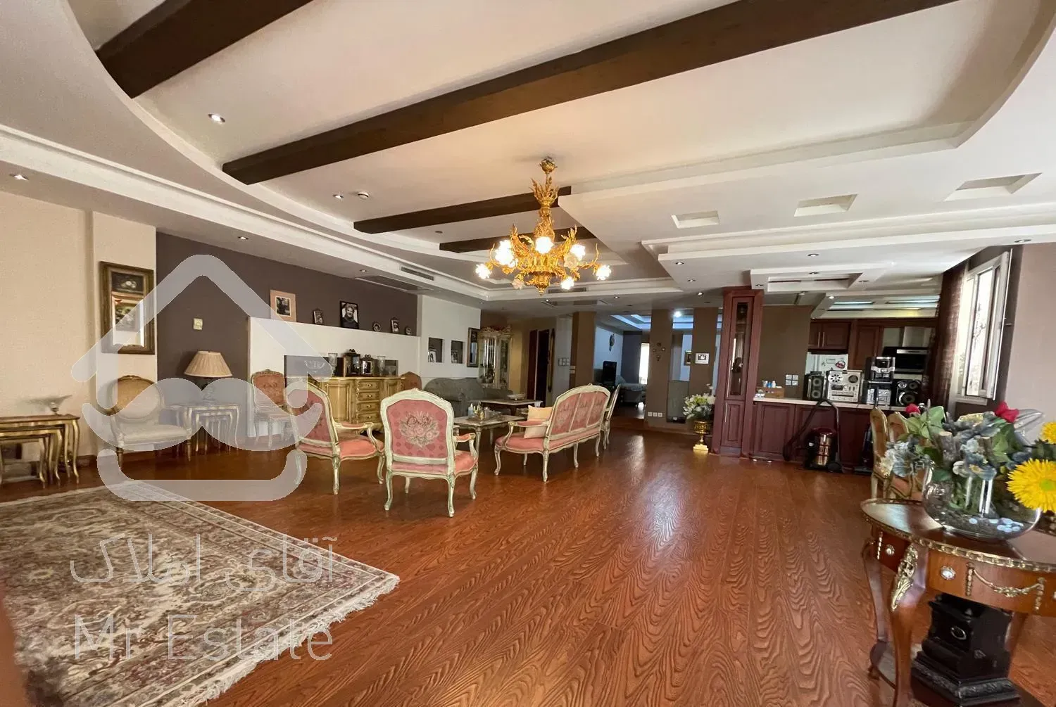 اقدسیه صاحبقرانیه ۲۹۰ متر