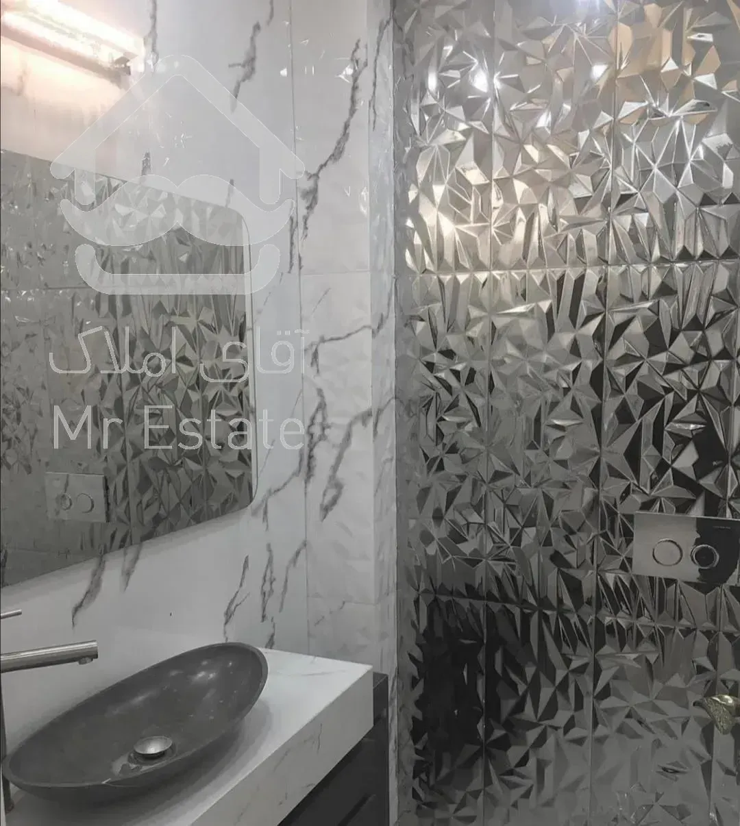 200متر    سه خواب  ونک  شیخ بهایی