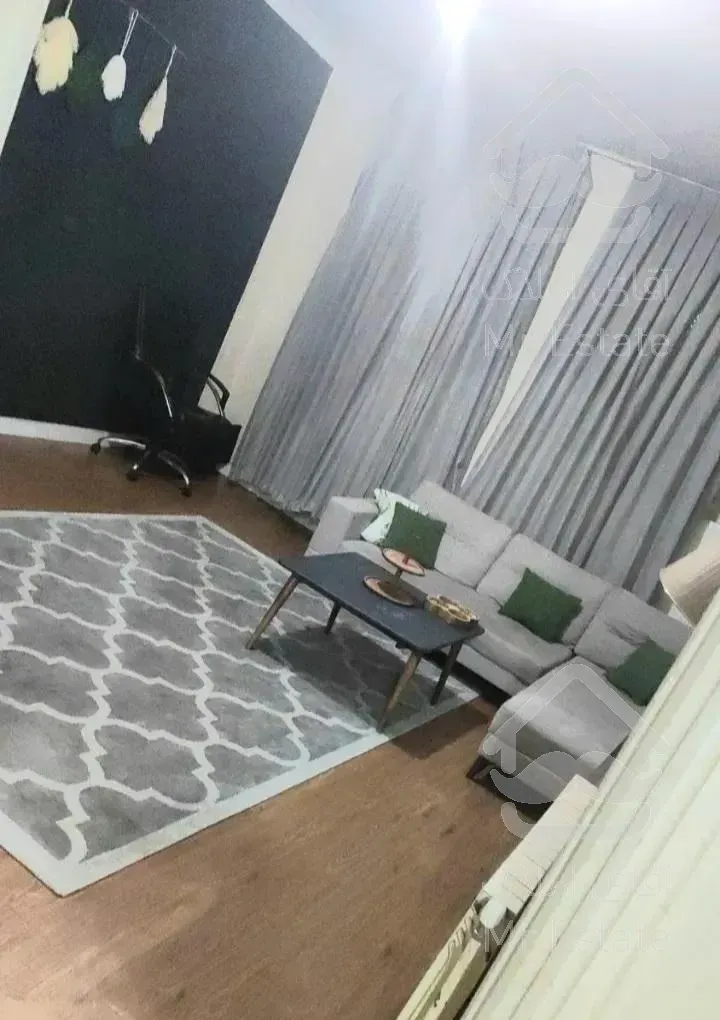 باغ فیض خ باهنر ۵۲ متر ۱ خ