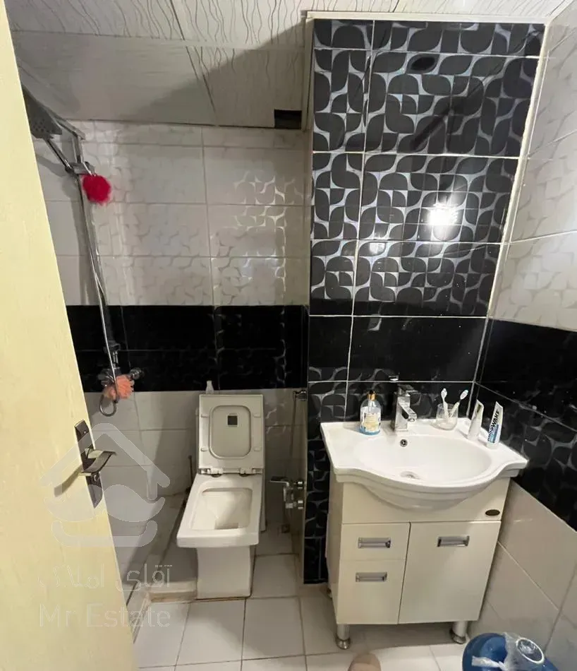 دو خوابه تیپ G با پارکینگ سندی