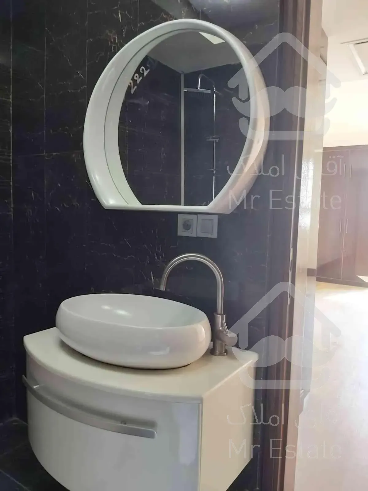 260 متر فول مشاعات طبقه آخر ویو ابدی