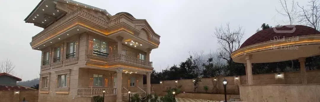 فروش خانه ویلایی ۴۰۰ متری ۴ خوابه