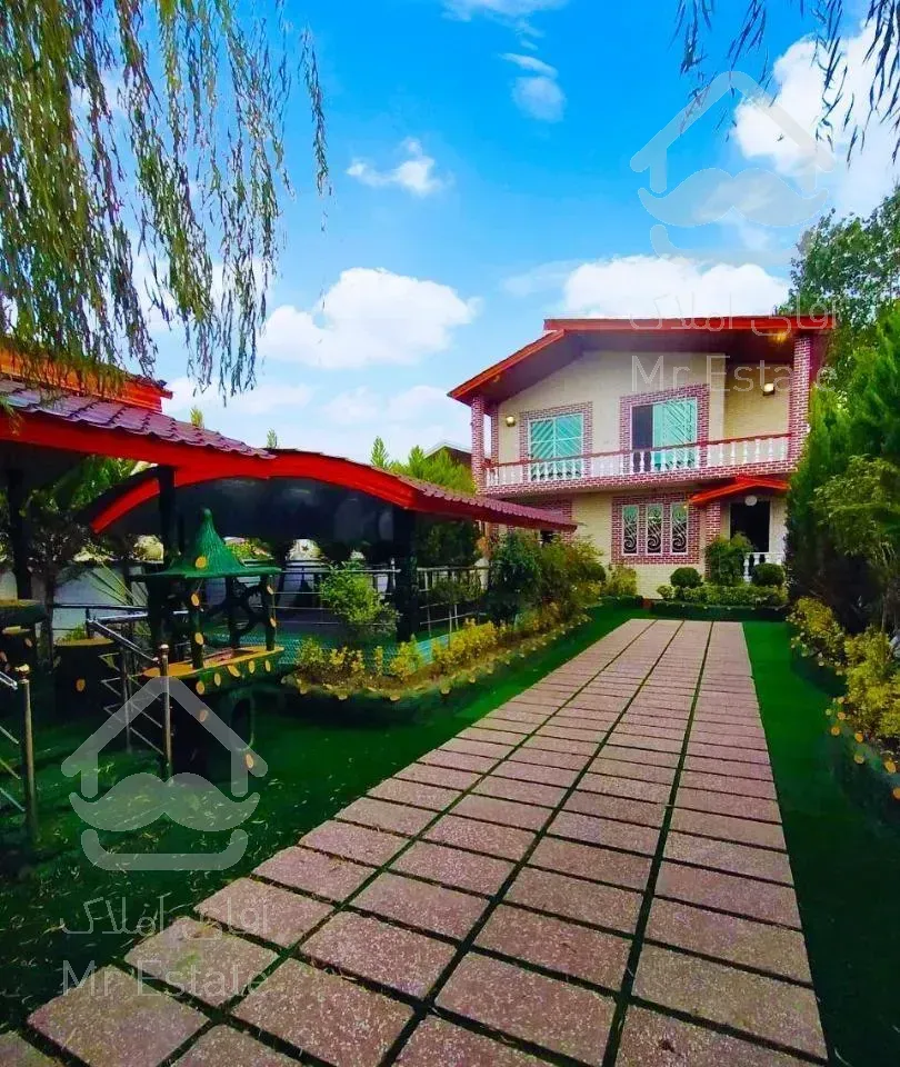 ویلا سنددار*استخردار با ویو ابدی/شهرکی