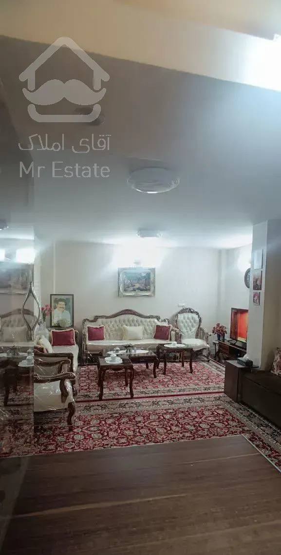 مجتمع مهرثامن.   بسیار خوشنقشه و تیپ*