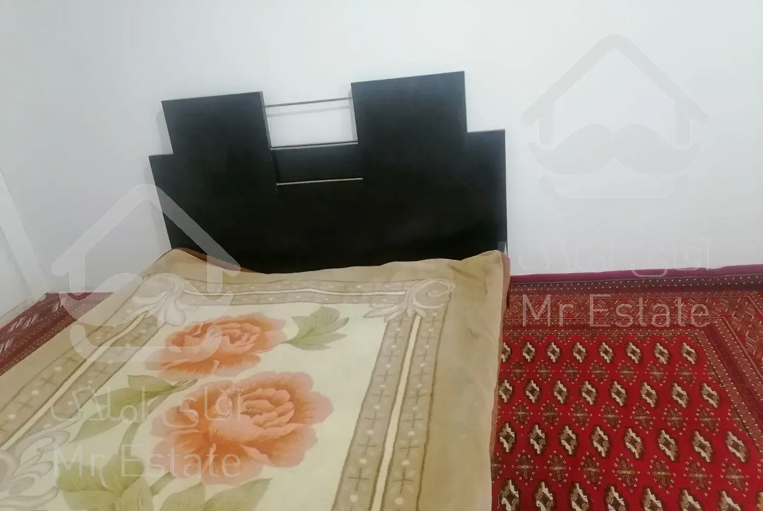 فقد مسافر تماس بگیرد... پارکینگ دارد