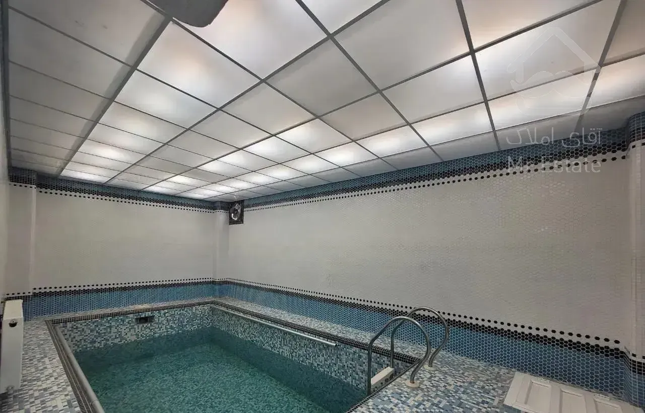 ویلایی تریپلکس نوساز میدان همافران باغ نوید نوشهر