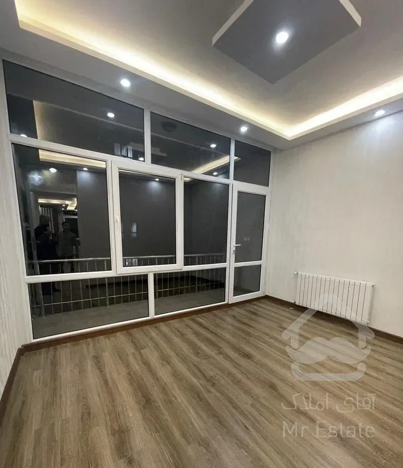 آپارتمان 90 متری 2 خوابه در صادقیه 1 ساله