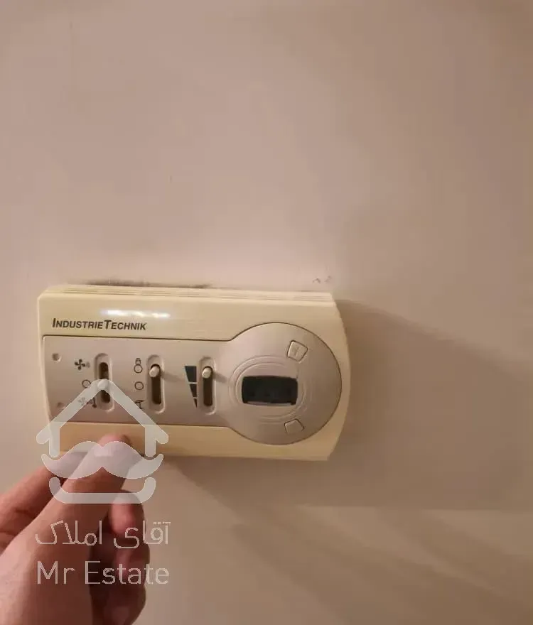 میرداماد نفت دهم ۱۷۷ متر ۳ خوابه با استخر فعال