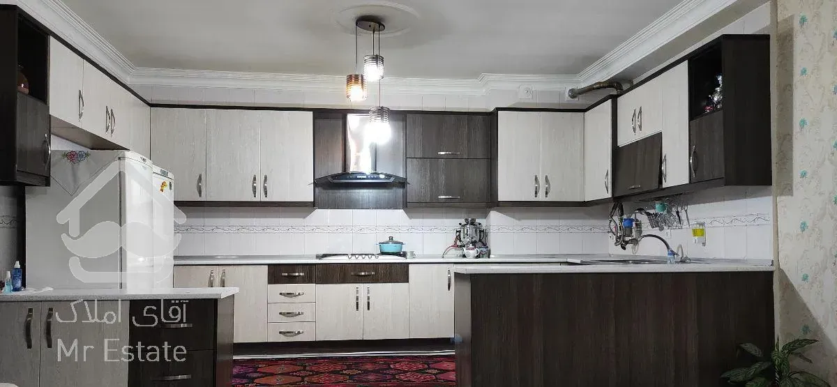 آپارتمان۹۰متر ۲خوابه،خوش نقشه بانورگیرفوق العاده