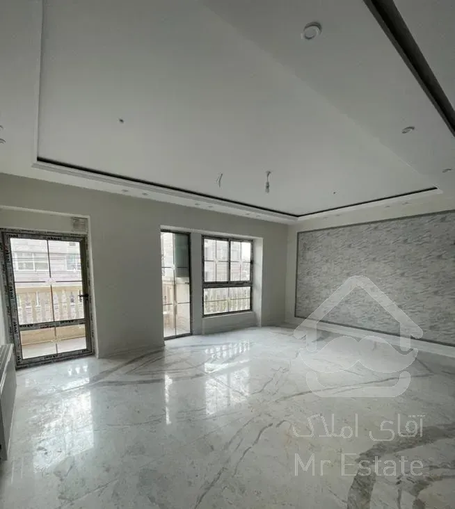 آپارتمان105متری/کار خاص/متریال قوی/اکبری