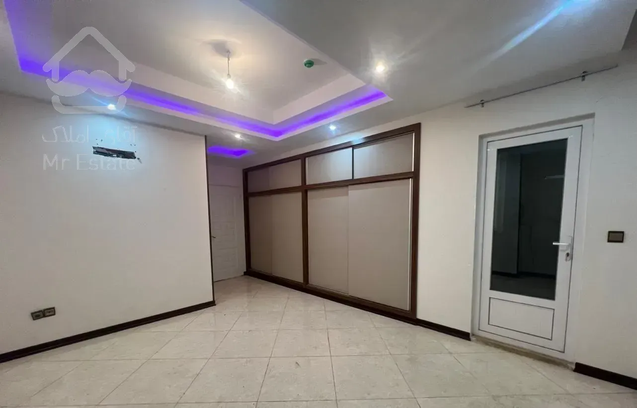 فروش آپارتمان ۱۸۵ متر فاز۲ سازه بنام مطبخ مستر