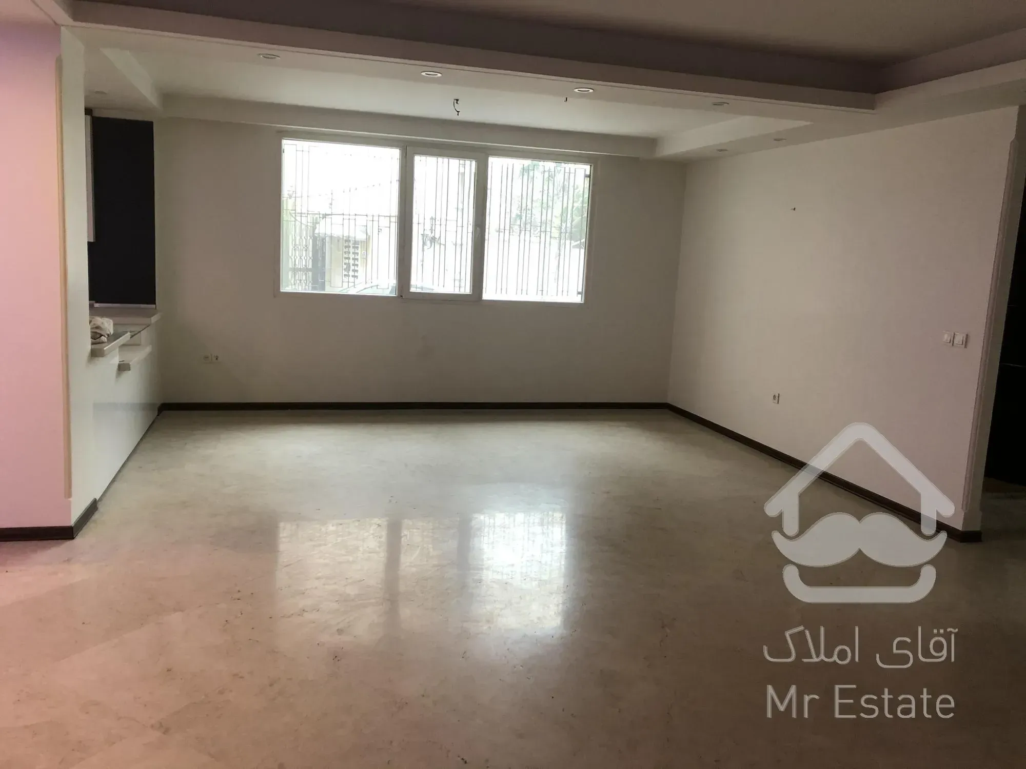 رهن و اجاره آپارتمان ۲۰۰ متری ۳ خوابه نیاوران