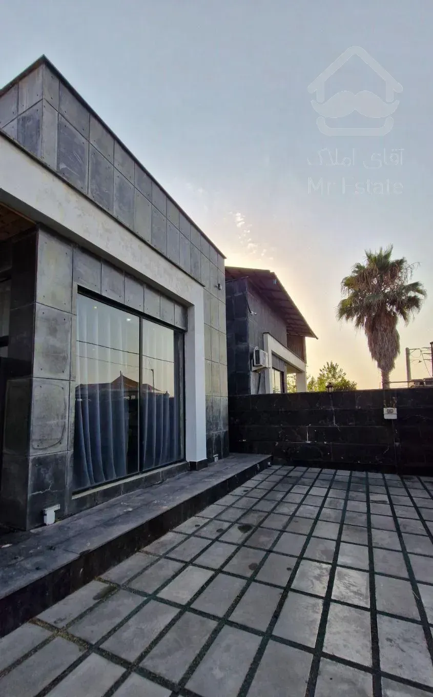 ویلا ۲۲۵ متر / مدرن / محدوده کریم آباد