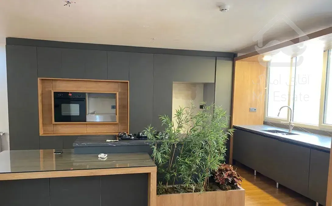 آپارتمان ۱۳۰ متر ۲ خواب ( قیطریه جنوبی )