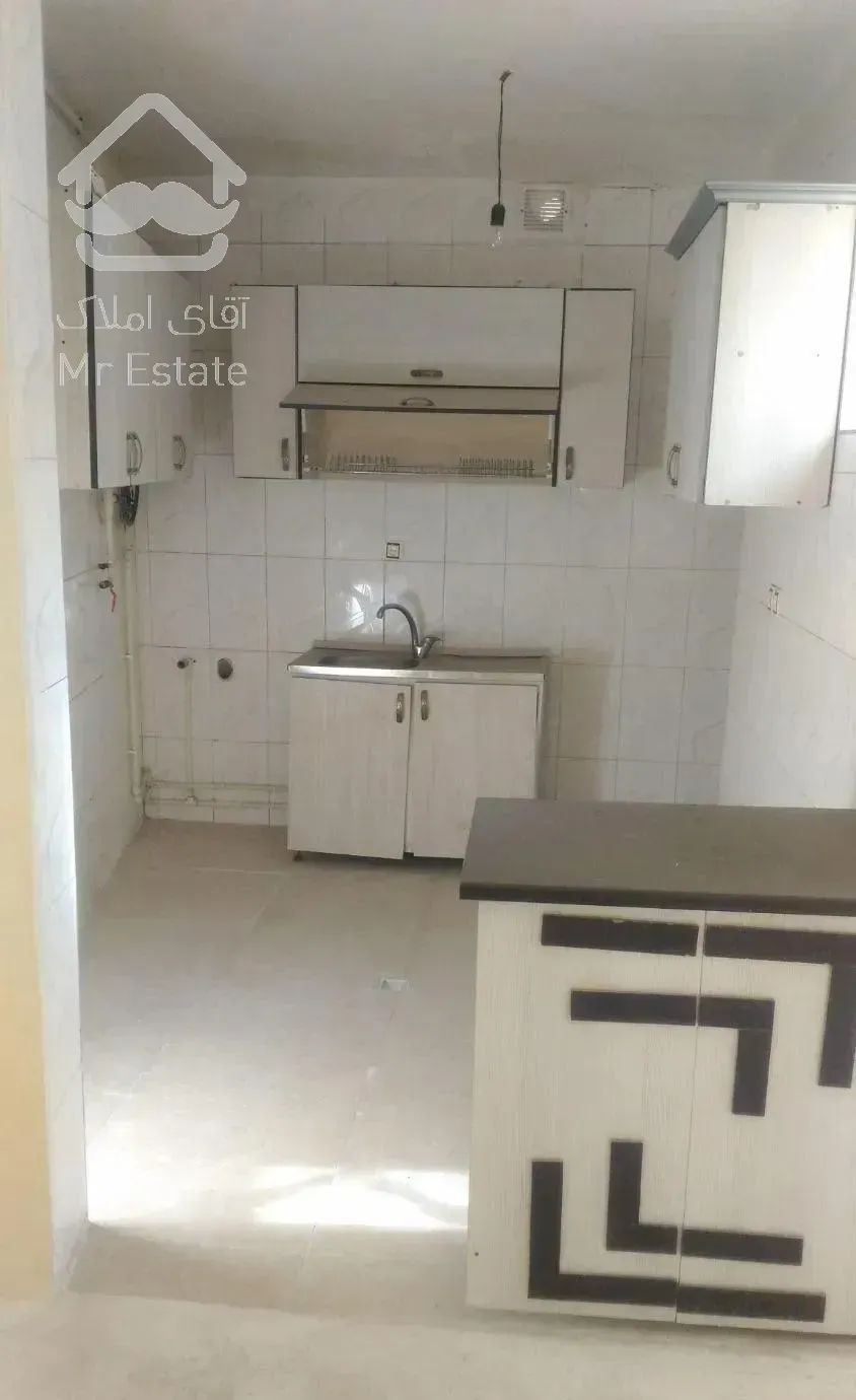 حیاط مسکونی 65متر کرکج