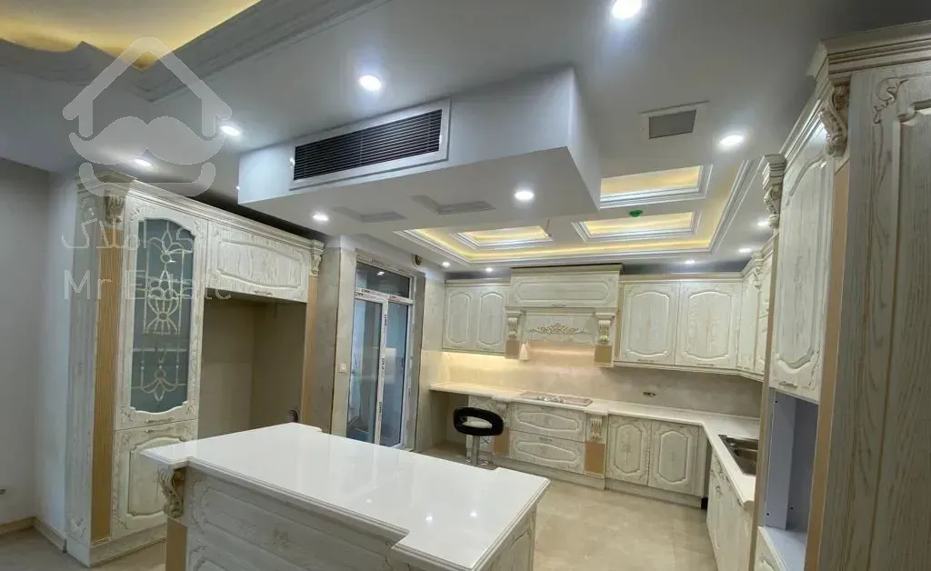 ۱۹۰ متر ۳ خوابه  نوساز 2 پارکینگ نگین گیشا