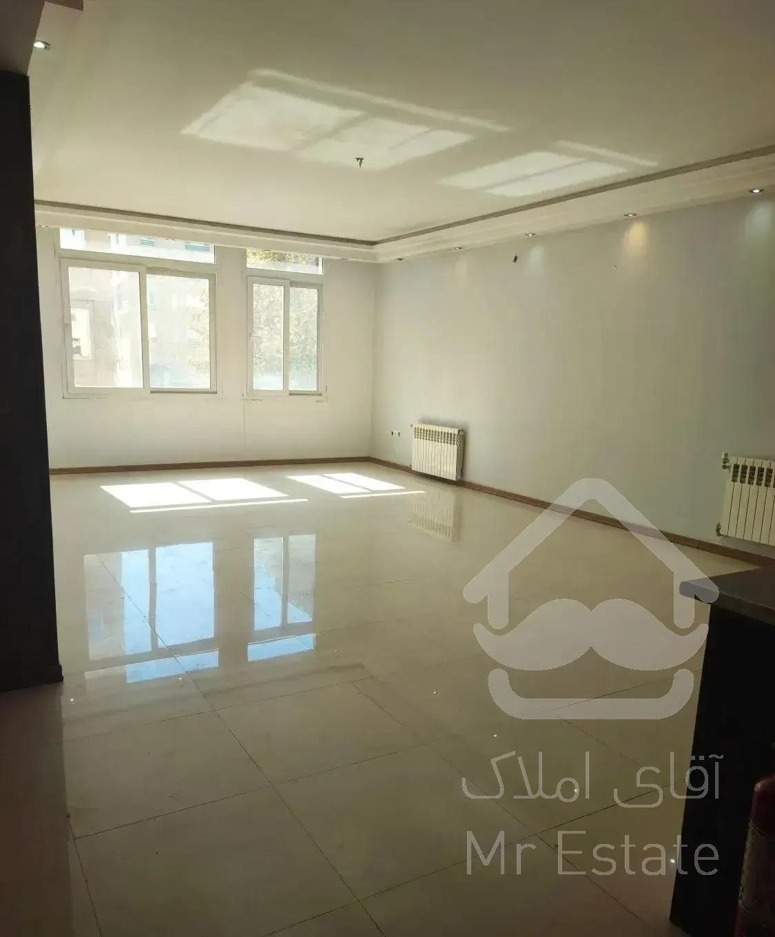 ۱۱۷متر پذیرایی یکدست و فلت اقبال، املاک مهدی