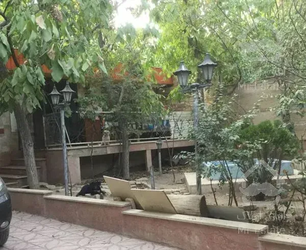 ویلا باغ 250 متر باغ 75 متر بنا