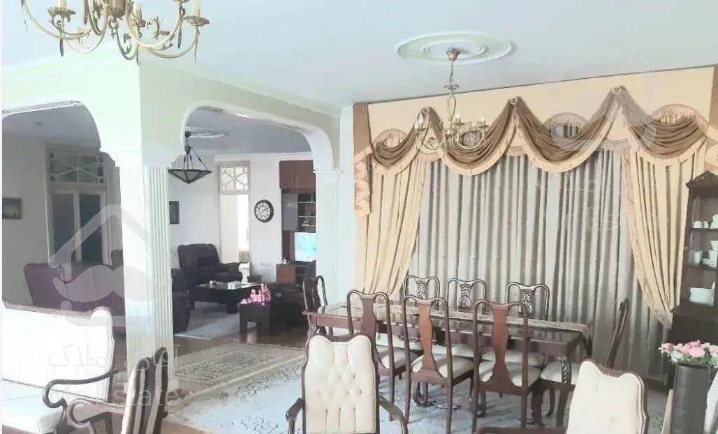 زرتشت، ۲۵۶ متر، ۴ خواب