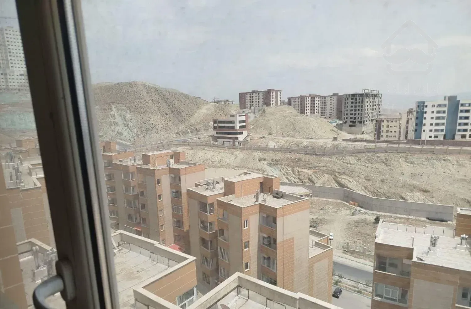 فاز۹ هسا ۸۴ متری فروش فوری یا معاوضه با مشهد