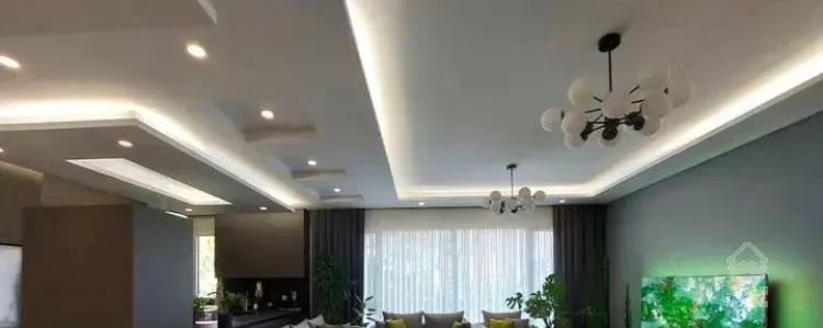 آپارتمان ۹۸ متر ظفر/ سراسر نور/ ورودی لابی