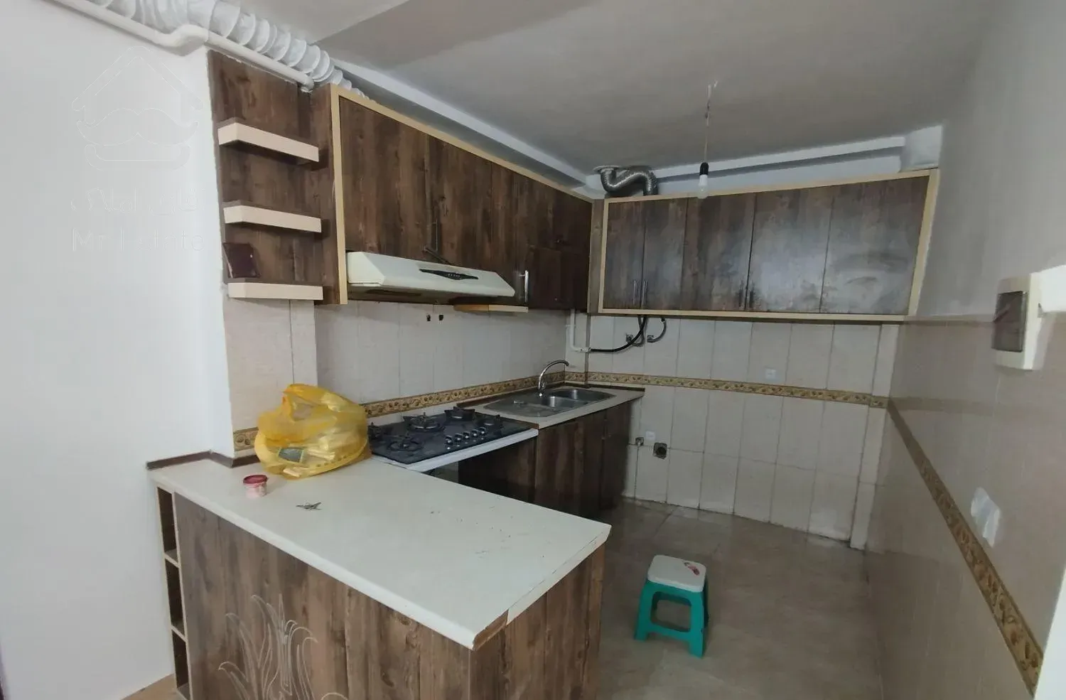 فروش سوییت ۵۲ متری مستقل با پارکینگ در خ مطهری