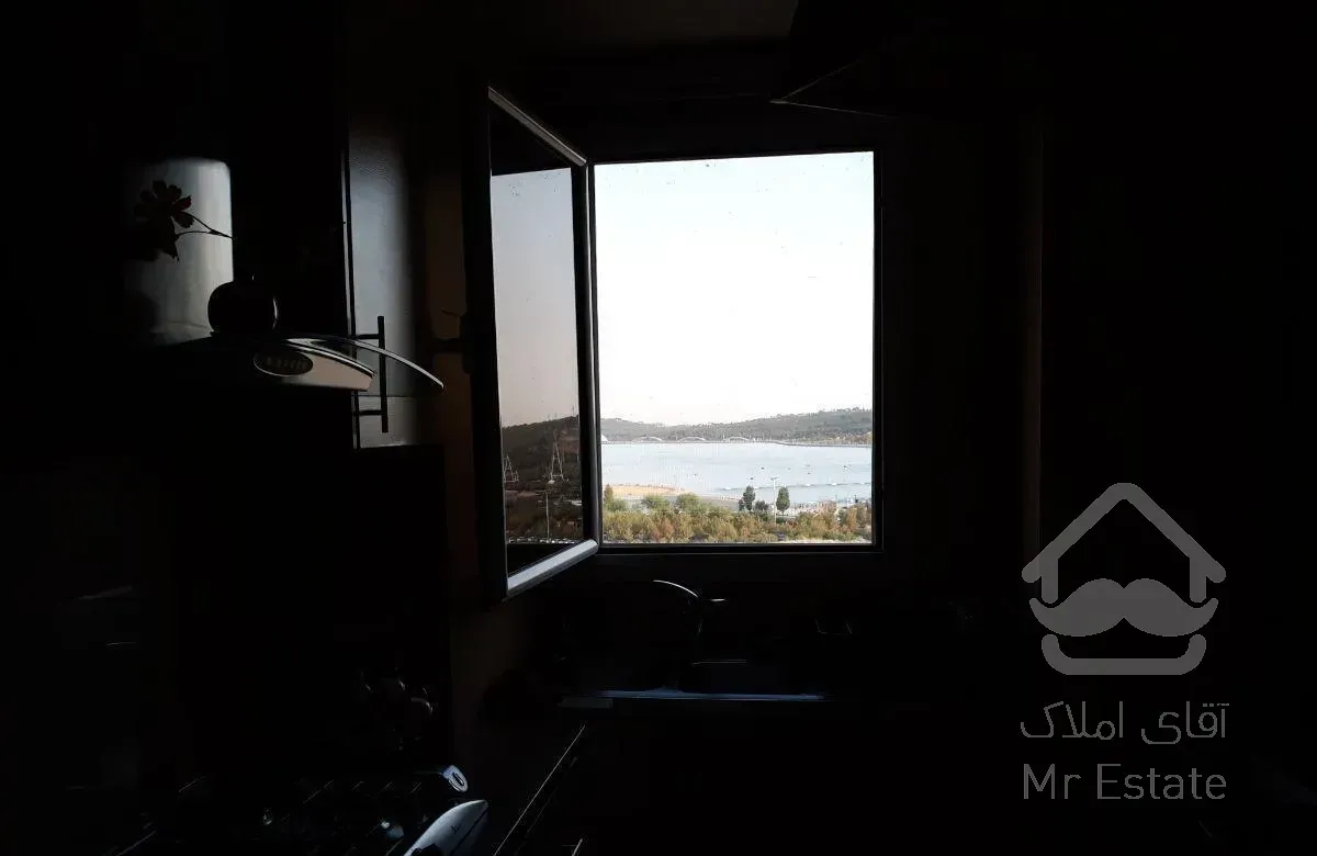 آپارتمان ۹۸ متر دو خواب در  لوکیشن