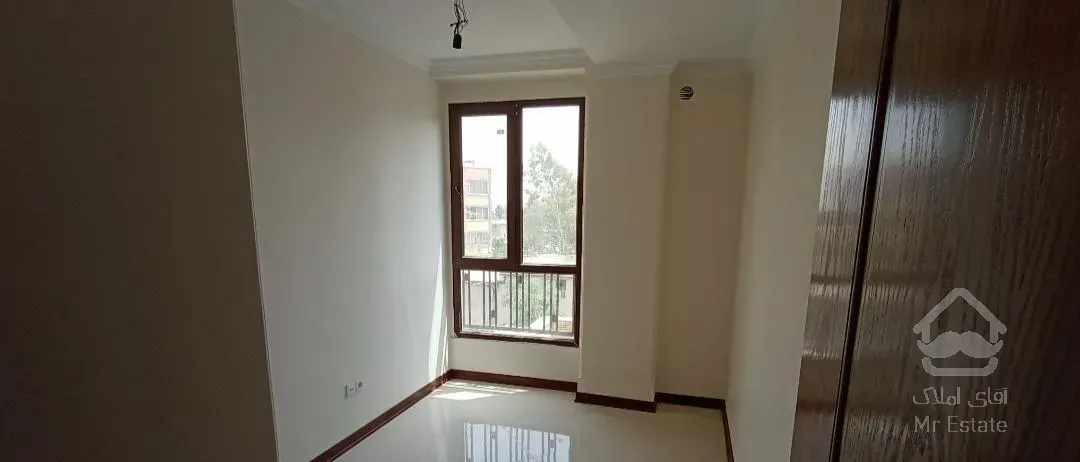 ۸۰ متر/۲ خوابه/2پارکینگ سندی/شخصی ساز