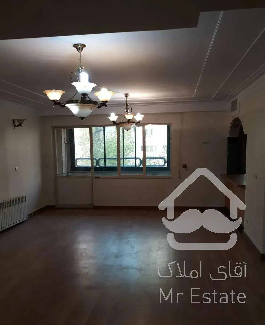 آپارتمان ۱۴۰متر ۳خوابه بام تهران