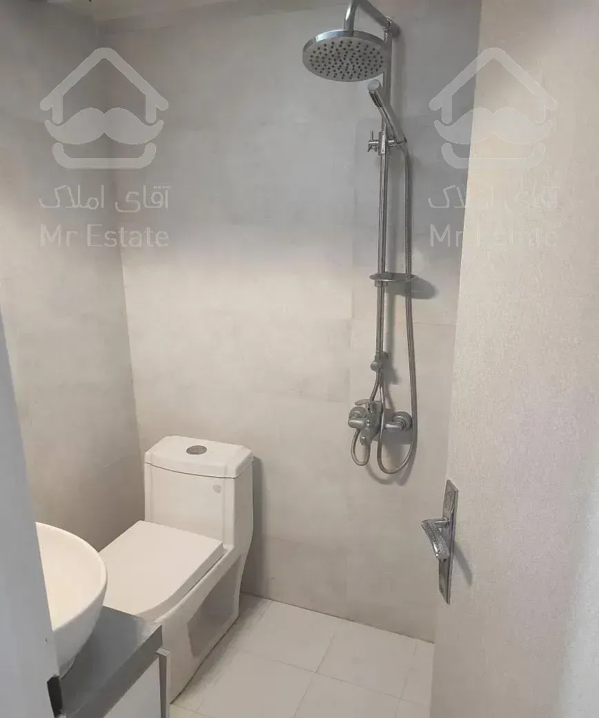 آپارتمان ۱۰۳ متر بازسازی صفرتا صد(پاسیو مسقف)